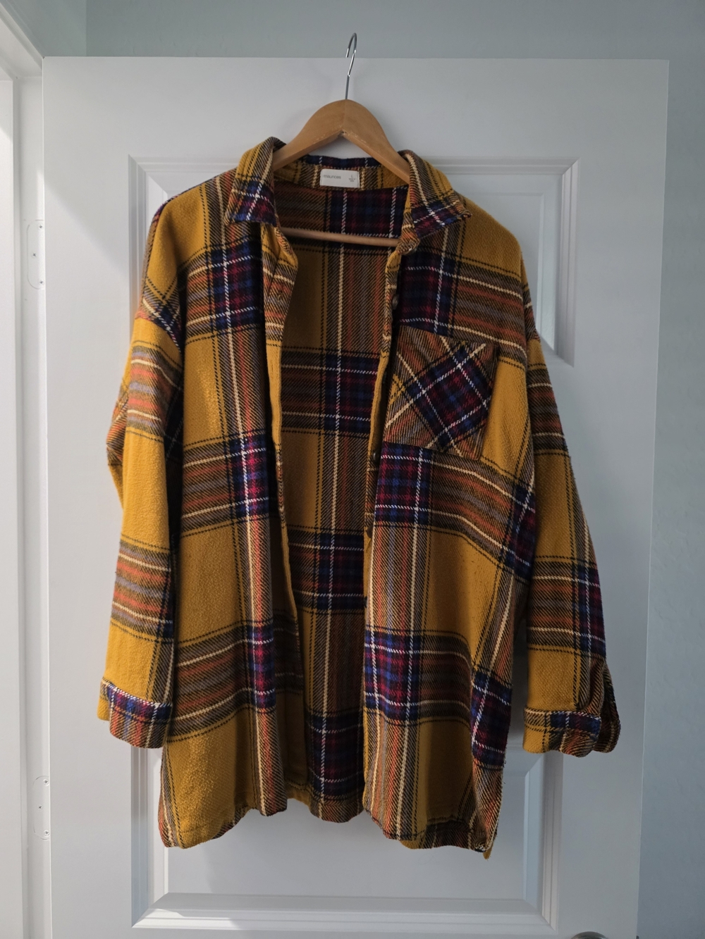 Maurices Mustard Plaid Oversized Flannel Button-Up Shacket Jacket. Size L.